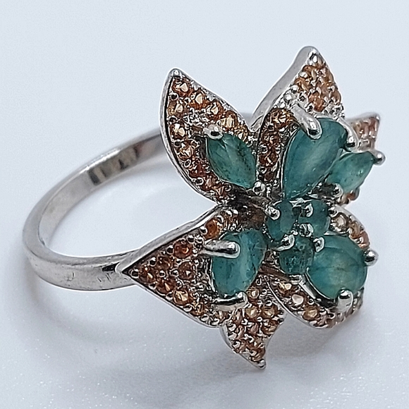 Natural Emerald 6x4mm & Sapphire  925 Sterling Silver Ring Sz 6. - Picture 3 of 8